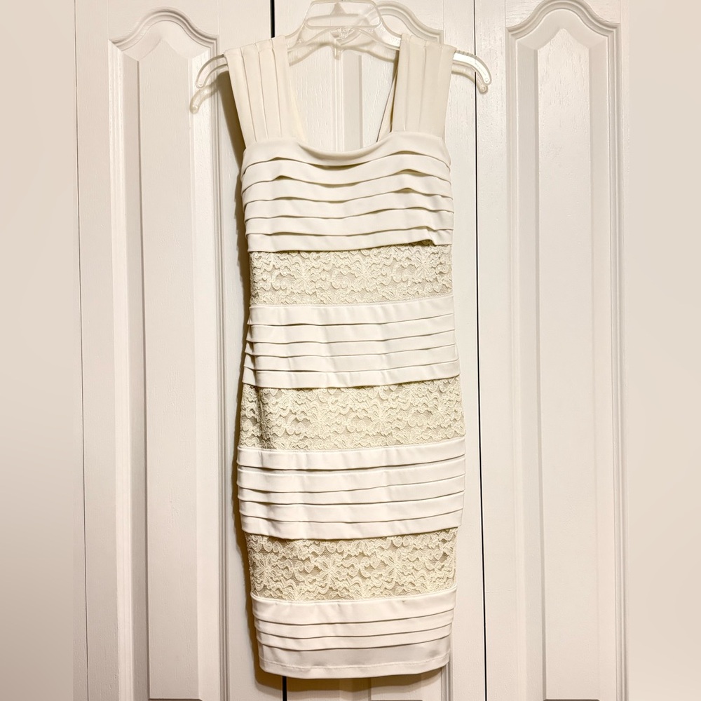 Valerie Bertinelli Cream Lace Dress